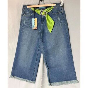 Too-She-She Wide Legged Capris, NWT, Frayed Bottom, Size 8